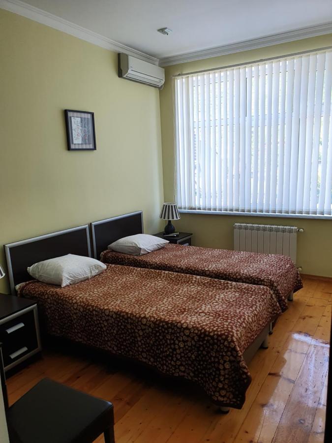 Sheki Avtovagzal Motel Ruang foto