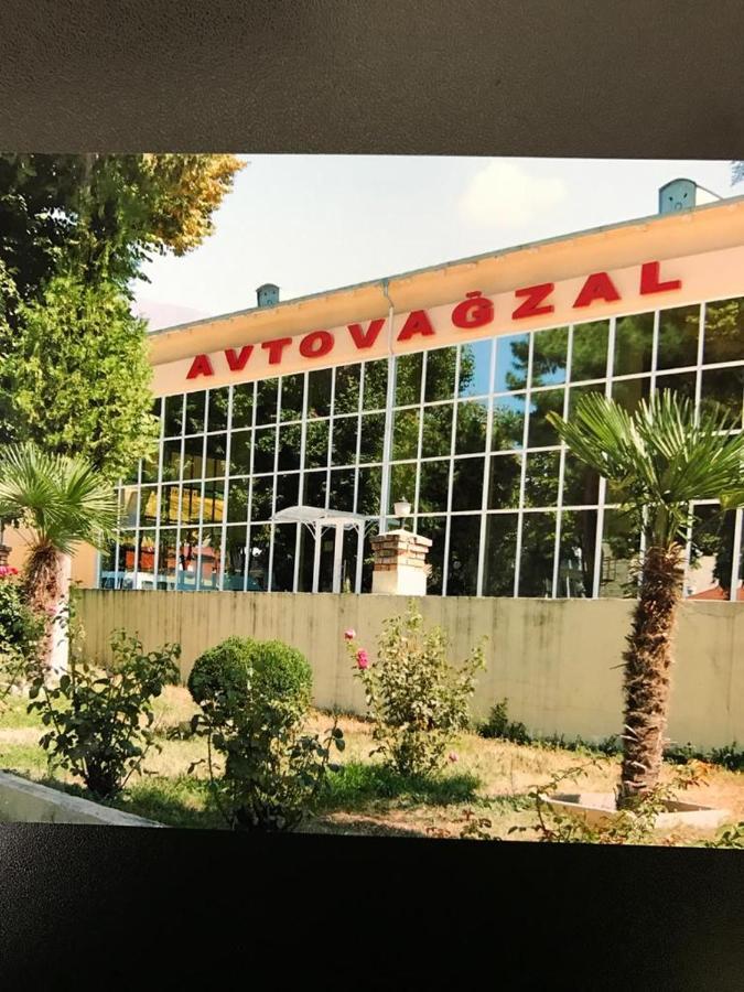 Sheki Avtovagzal Motel Bagian luar foto